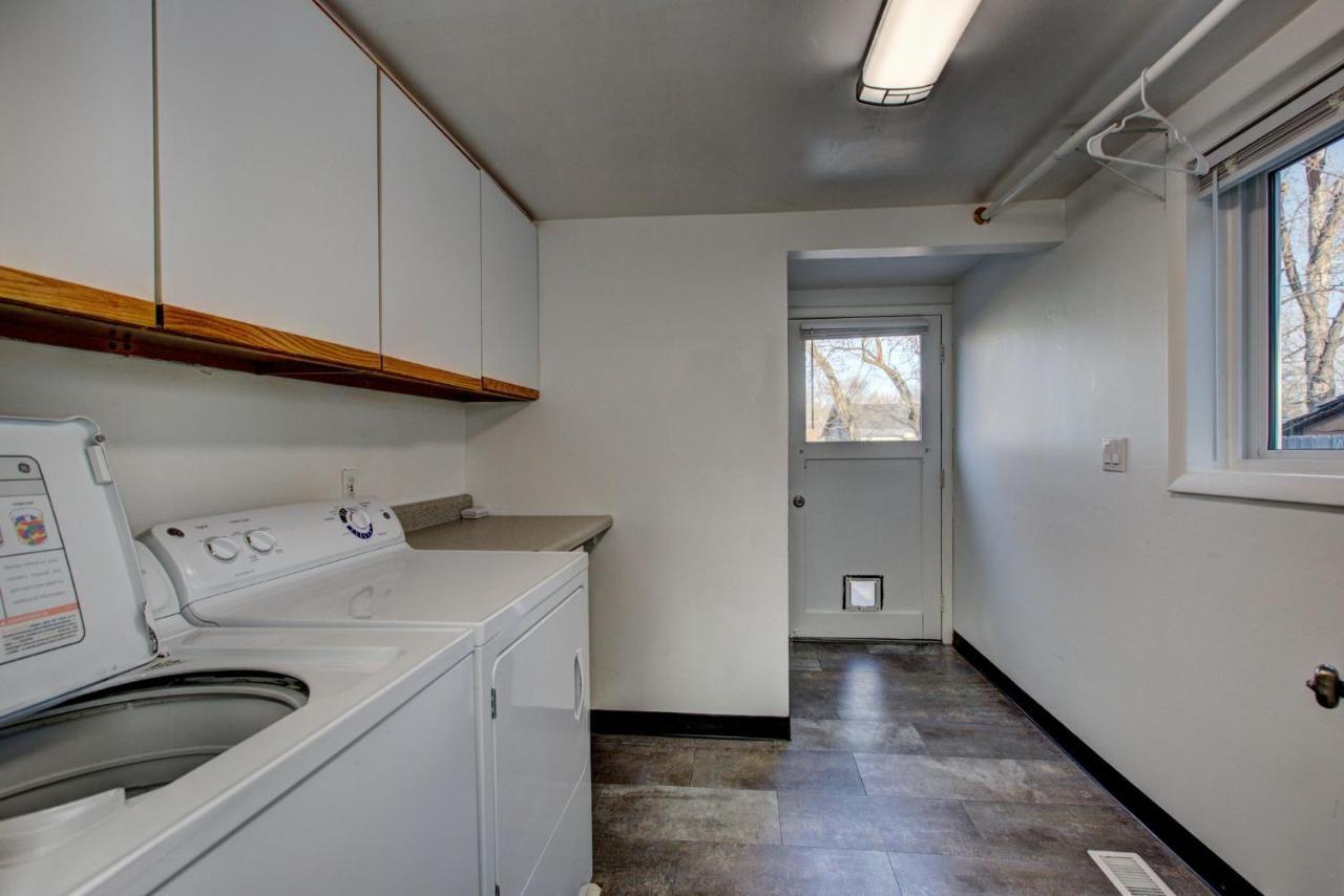 Little Blue Bungalow: Pet-Friendly Oasis near BSU and Downtown Boise Exterior photo