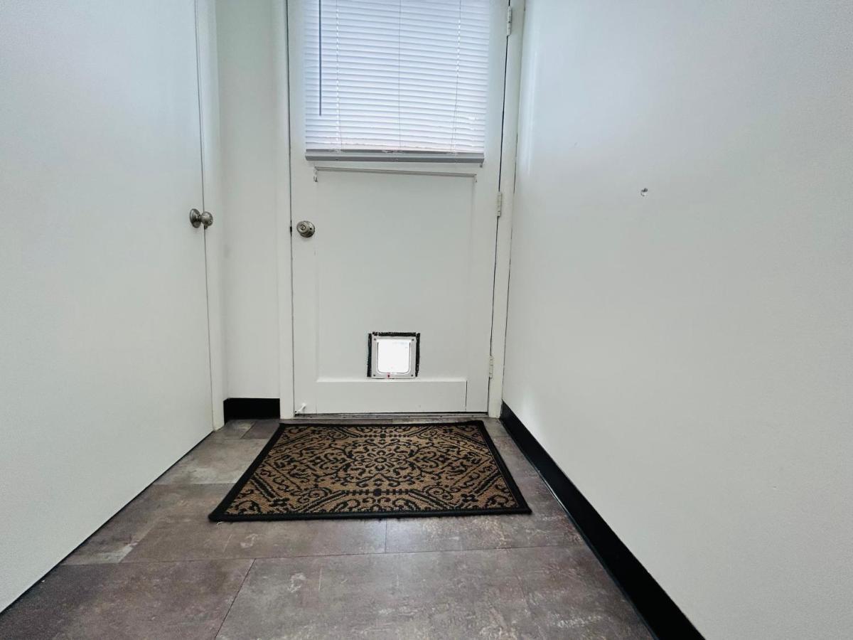 Little Blue Bungalow: Pet-Friendly Oasis near BSU and Downtown Boise Exterior photo
